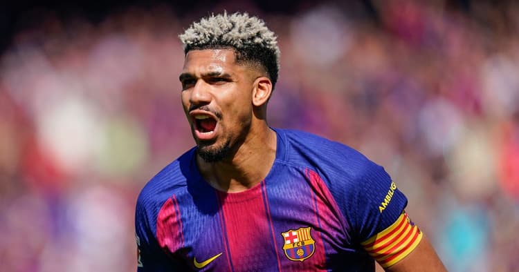 Transfer news LIVE: Arsenal transfer twist, Newcastle eye Bruno replacement, Liverpool Araujo detail